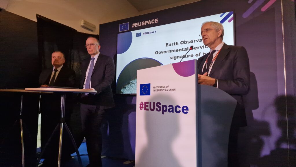 european space conference Assegnato a un team industriale guidato da Telespazio uno studio sui futuri servizi di osservazione della terra dell'UE per uso governativo