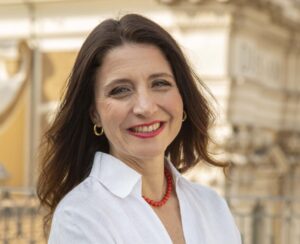 Barbara Gallavotti: intervista alla conduttrice di “Quinta dimensione” (RaiTre)  Universo e  Marte, esplorazioni spaziali e il ruolo centrale dell’Italia