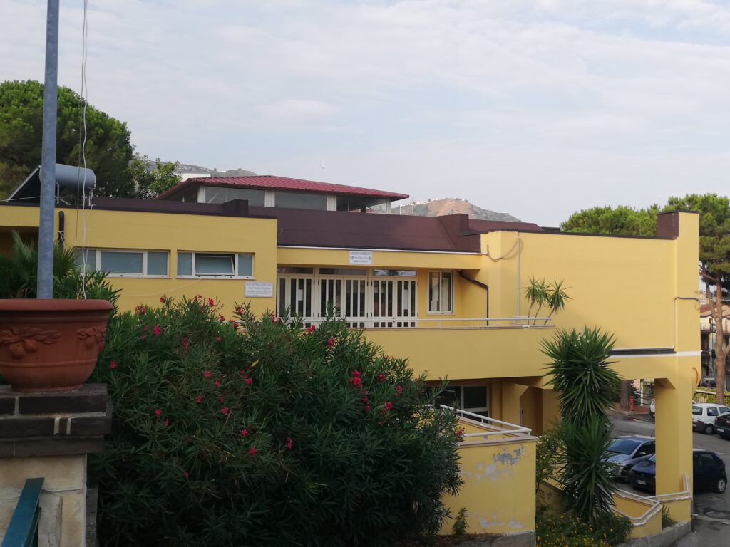 scuola - Axiom-3: gli studenti italiani di Como e Messina scelti per dialogare con il colonnello Walter Villadei