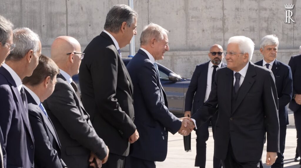 mattarella spacesmart factory - Il Presidente Mattarella alla cerimonia di inaugurazione della Space Smart Factory di Thales Alenia Space Italia