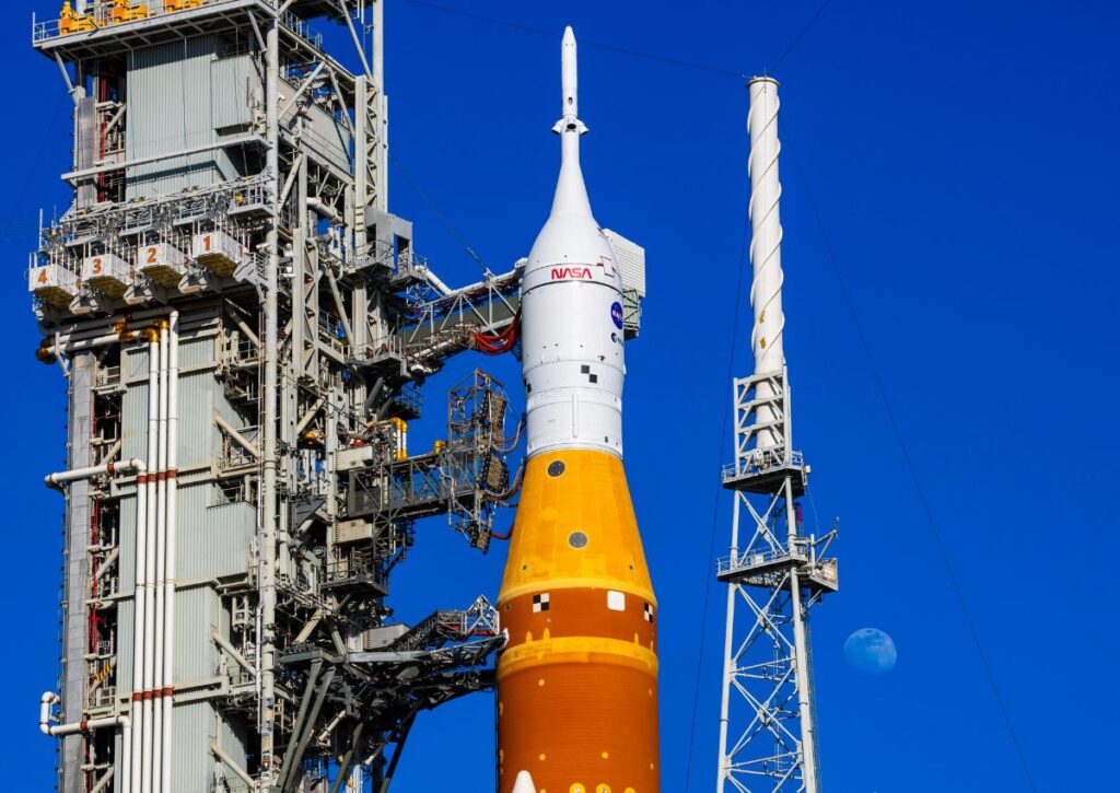 Artemis II, NASA prepara il rollback del razzo SLS 1 missione Artemis II