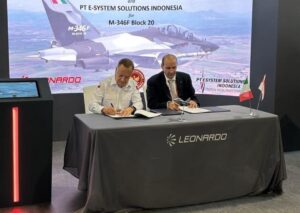Leonardo firma una LOI per l’M-346 destinato alla forza aerea indonesiana