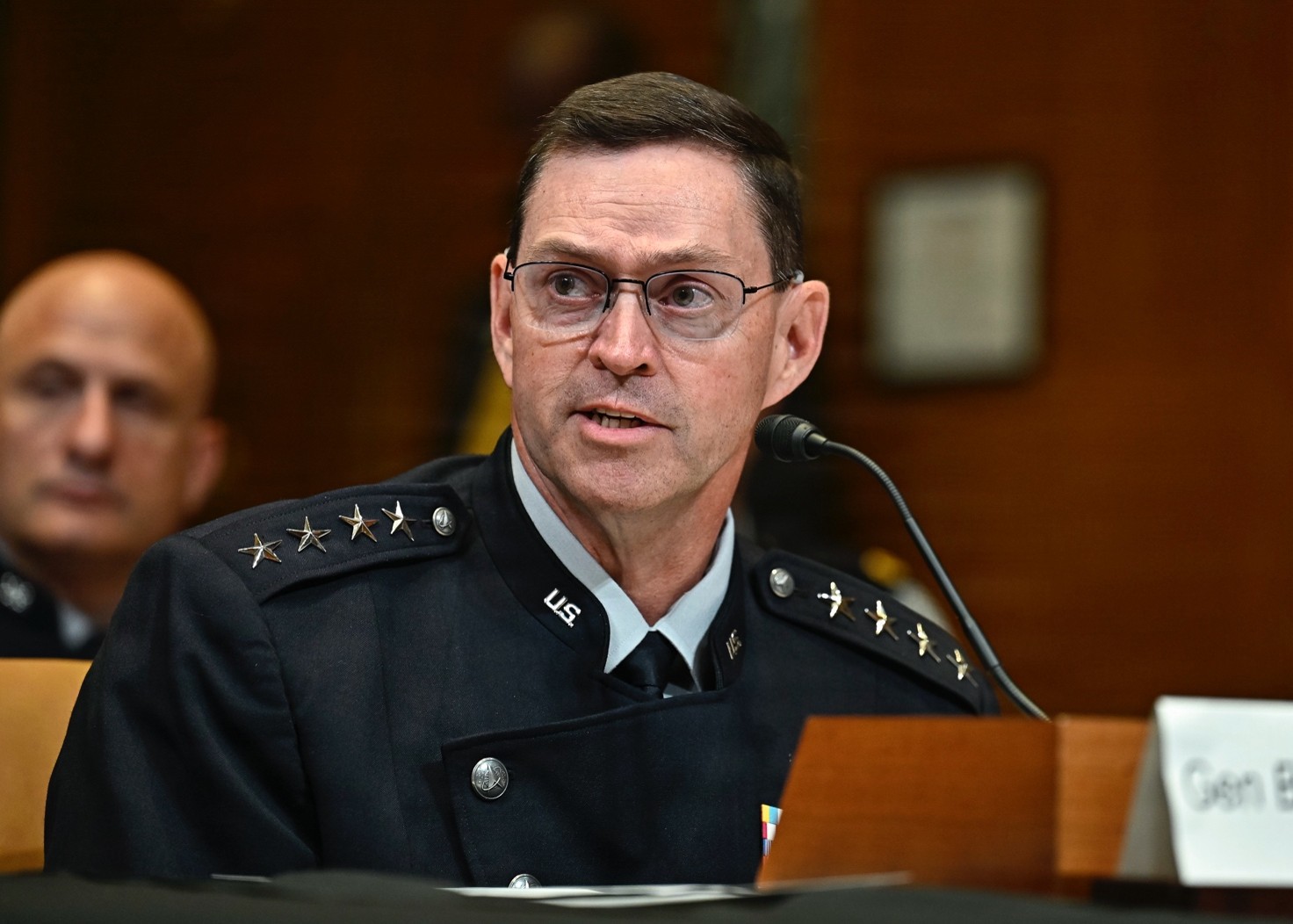 Il generale Chance Saltzman testimonia al Senato sul nuovo budget Space Force 2027 durante l'audizione dedicata alla sicurezza spaziale.