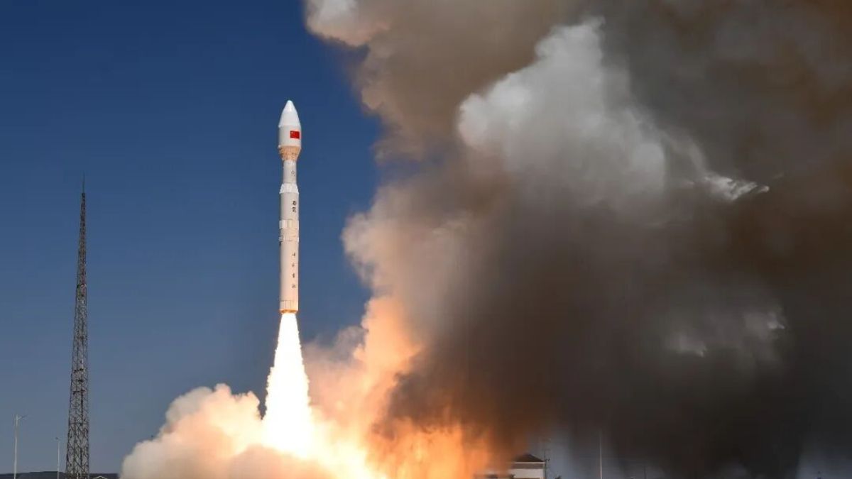 Il vettore Kinetica-1 di CAS Space decolla durante la missione Y14 che ha portato il totale dei satelliti lanciati a 100.