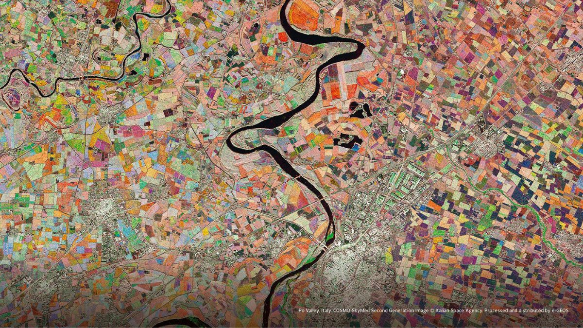 Immagine satellitare della Pianura Padana utilizzata per il monitoraggio ambientale nel contesto del Leonardo Transition Plan 2026.