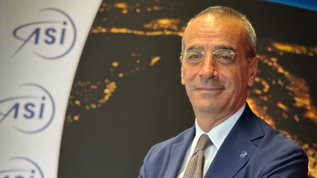 Teodoro Valente, presidente dell'Agenzia Spaziale Italiana, ritratto durante un evento istituzionale dell'ASI.