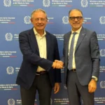 Urso incontra il direttore generale dell’Esa Aschbacher: ribadito il ruolo guida dell’Italia 9 Urso incontra il direttore generale dell’Esa Aschbacher: ribadito il ruolo guida dell’Italia