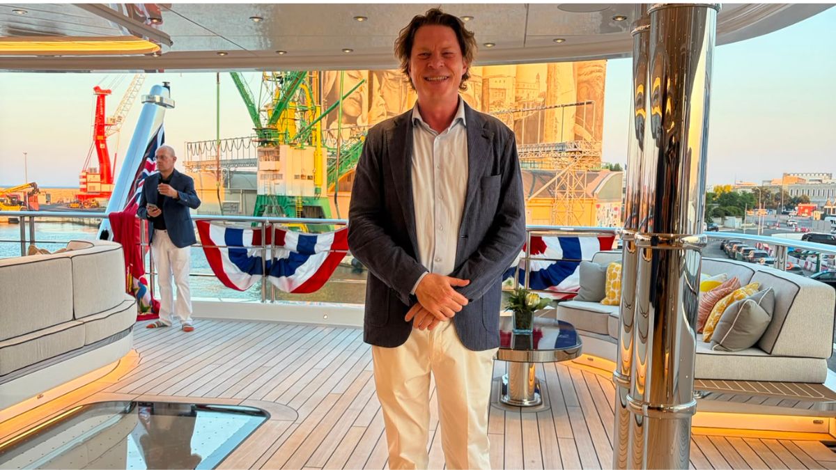 Giuseppe Acierno durante l'incontro dedicato a Rendezvous Italy con l'Ambasciatore degli Stati Uniti a Bari.