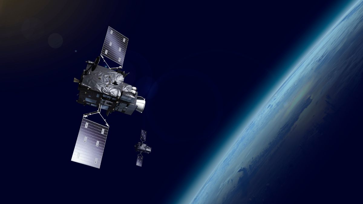 Controllo di MTG-I2: rappresentazione di satelliti in orbita geostazionaria con la Terra sullo sfondo