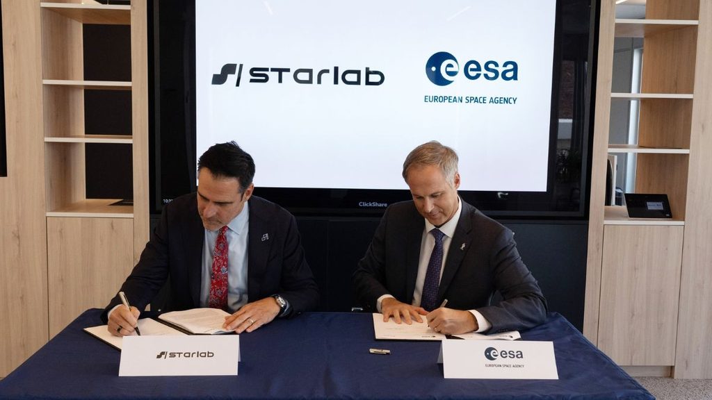 ESA e Starlab, intesa sul post-ISS per astronauti, ricerca e trasporto europeo 1 Firma dell’intesa tra ESA e Starlab per il futuro utilizzo europeo della stazione spaziale