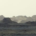 Marte, Curiosity fotografa l'alba sulle formazioni rocciose che esplorerà nel 2027 7 Marte, Curiosity fotografa l’alba sulle formazioni rocciose che esplorerà nel 2027