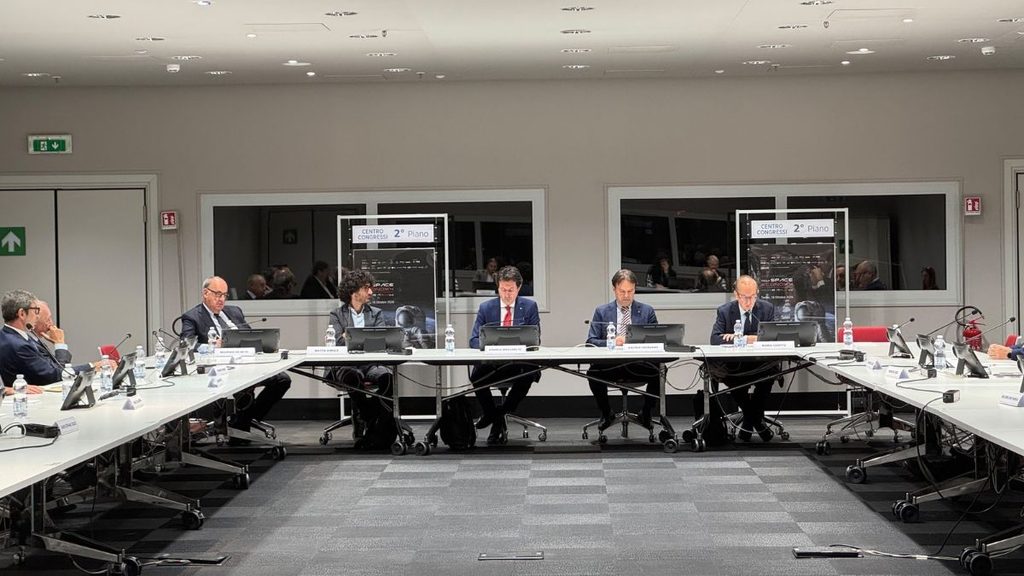 Stati Generali della Space Economy, a Torino il modulo MPH per la Luna 1 Relatori alla settima tappa degli Stati Generali della Space Economy a Torino, durante il confronto sulle infrastrutture lunari