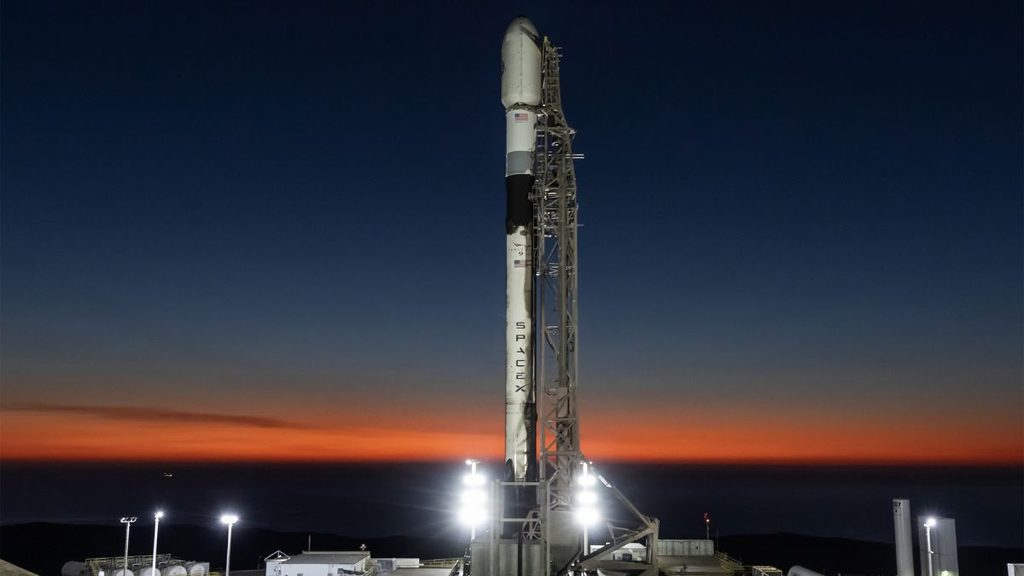 SpaceX prepara il quarto lancio SDA: in orbita 21 satelliti Northrop Grumman 1 Falcon 9 sulla rampa per il quarto lancio della Tranche 1 della SDA